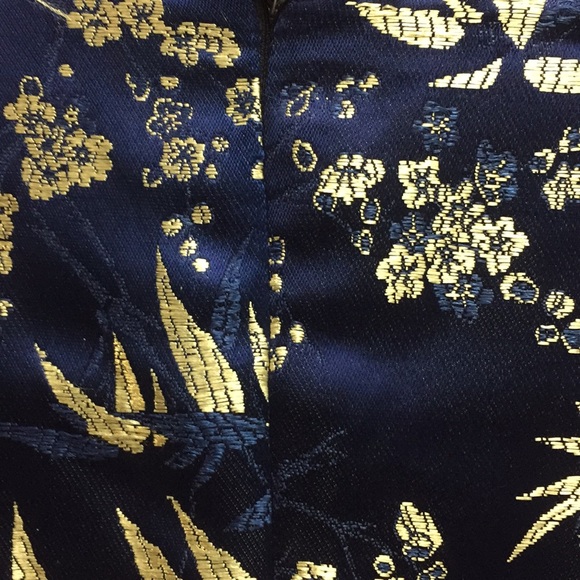 Oriental style blouse - Picture 5 of 7